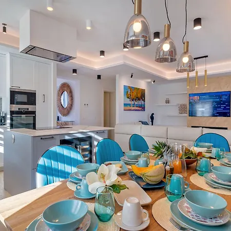 Villa Blu Brac A Beautiful 3 Bedroom A Stones Throw To The