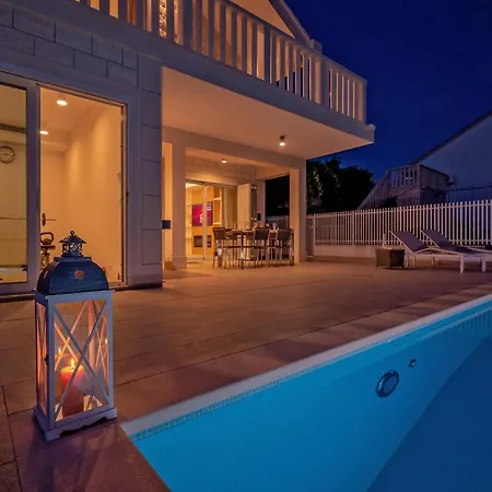 Blu Brac Croatia * Sumartin