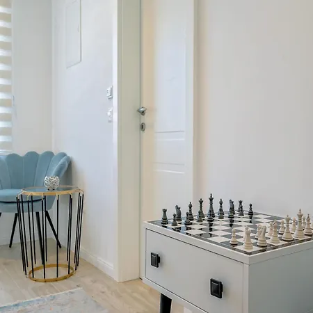 Blu Brac A Beautiful 3 Bedroom A Stones Throw To The Villa *