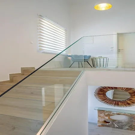 Blu Brac A Beautiful 3 Bedroom A Stones Throw To The