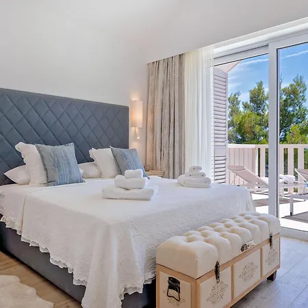 Vila Blu Brac A Beautiful 3 Bedroom A Stones Throw To The Sumartin